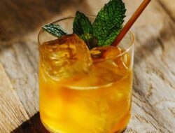 Apasih Bedanya Cocktail dan Mocktail ?