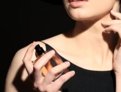 Deretan Wangi Parfum yang Punya Kesan Seksi dan Romantis, Cocok Dipakai di Malam Hari