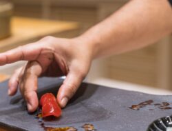 Apa itu Omakase? Tradisi Makan Ala Jepang yang Kini Jadi Tren