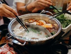 Slurrp! 4 Rekomendasi Hotpot Enak Buat Makan Malam