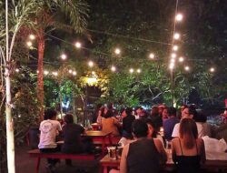 Resmi Pajak Hiburan Jakarta naik 40% ntuk jasa hiburan tertentu yakni Diskotek, Karaoke, Night club, Bar, dan Spa