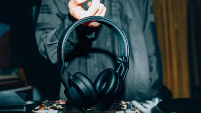 AIAIAI Luncurkan Headphone Nirkabel “Pertama di Dunia” yang Dirancang untuk DJ