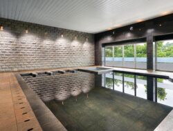 Perbedaan Berendam Ala Jepang Ofuro dengan Onsen