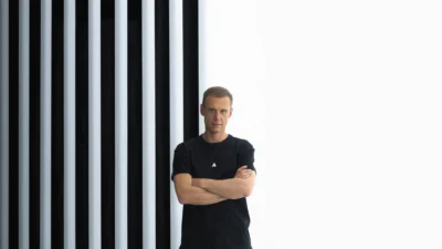 Armin-van-Buuren_Piano